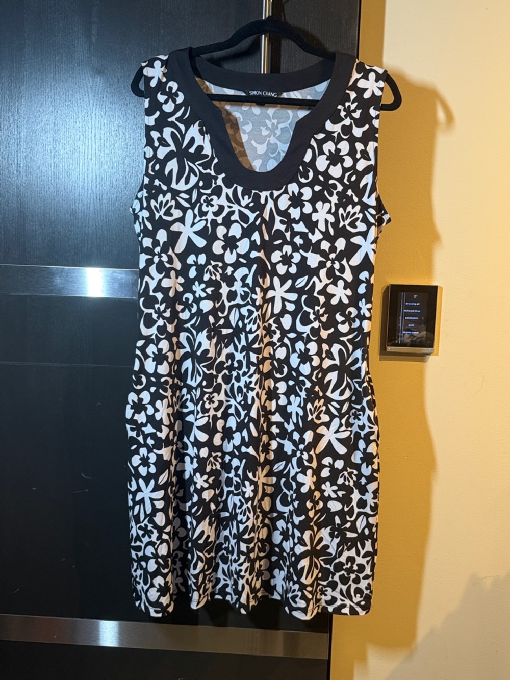 Simon Chang Black and White Floral Scoop Neck swimsuit cover up dress